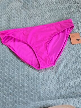Shade & Shore Low Rise Medium Coverage Pink-Purple Bikini Bottoms
